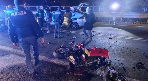 Terni, scontro tra moto e auto sulla Terni-Rieti: gravissimo un 43enne