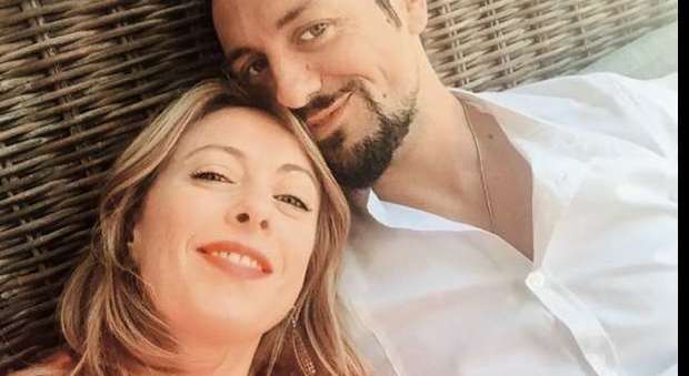 Giorgia Meloni è diventata mamma, è nata Ginevra: la dedica commovente su Facebook
