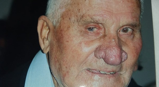 Compleanno da record ad Agropoli: Luigi compie 105 anni
