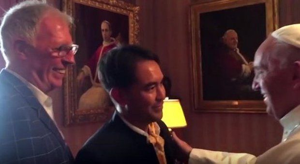 Il Papa negli Usa ha incontrato anche una coppia gay
