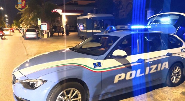 Ubriaco alla guida si schianta contro i pannelli dell'Ascoli-Mare, maxi multa di 17mila euro