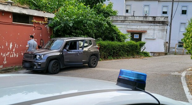 Napoli, rinvenuta e sequestrata una Jeep Renegade scomparsa a Roma