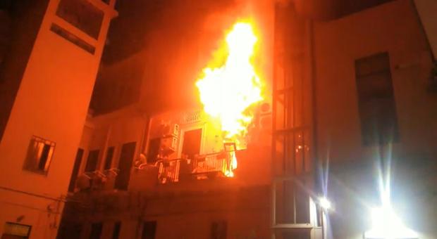 Incendio a Messina, morti due bambini: Raniero e Francesco avevano 10 e 13 anni