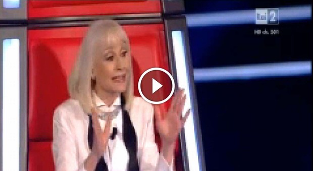La gaffe di Raffaella Carrà a The Voice