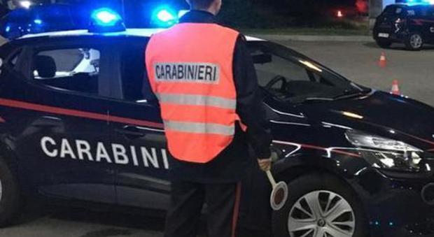 Documenti falsi durante controllo dei carabinieri: arrestato 43enne romeno