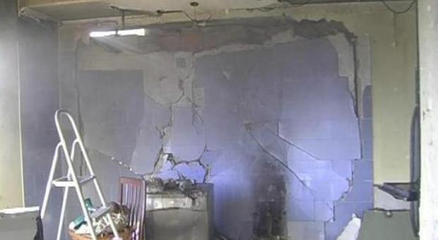 Marano, esplode caldaia in un appartamento: 50enne in ospedale