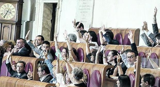 Roma, la crisi in Campidoglio paralizza il consiglio: «Zero delibere da approvare»