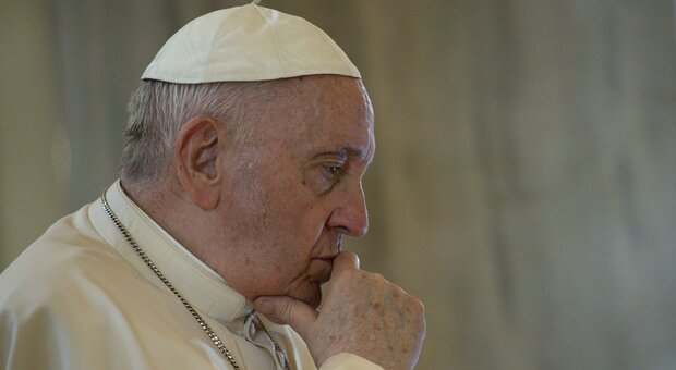 La spallata di Bergoglio: meno potere alla Curia. Rivoluzione in Vaticano