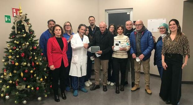 Terni. Il Circolo sanità dona un "Conox” Il presidente Rozzi «Si tratta di un salvavita»