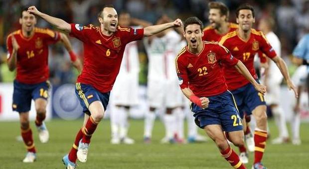 La Spagna esulta dopo il rigore decisivo