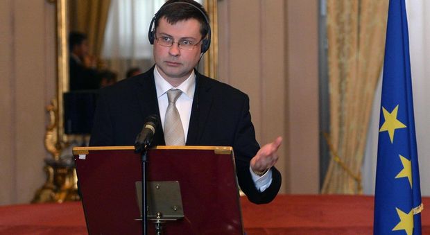 Dombrovskis: «La manovra è in linea con le raccomandazioni Ue»