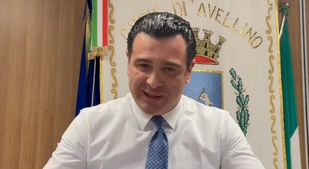 Il sindaco Gianluca Festa annuncia le dimissioni
