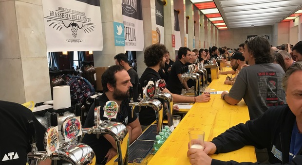 EurHop, giro del mondo in 800 birre, ultimo giorno di degustazioni a Roma con la scelta più vasta d'Europa