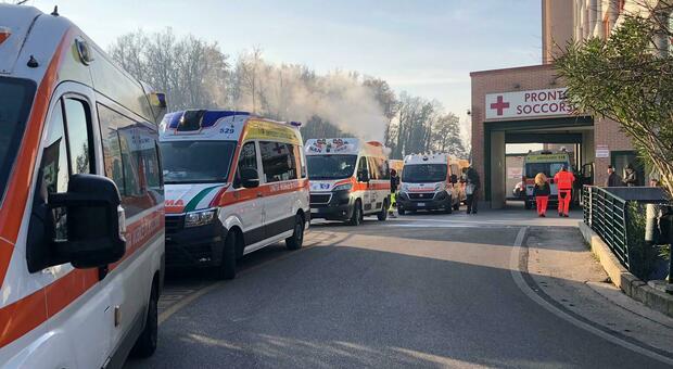 Ambulanze bloccate allo Spaziani, caos e polemiche