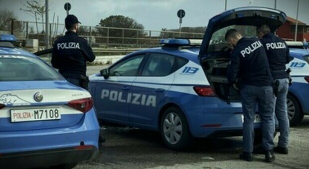 Napoli, trovato con 5 involucri di cocaina: arrestato pusher 40enne