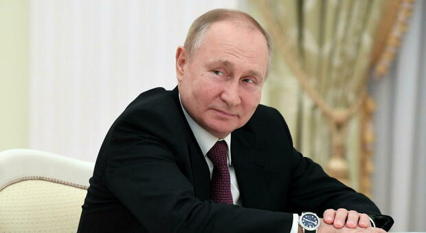 Come sta davvero Putin? Dal Parkinson al tumore fino alla follia, tutte le ipotesi sulla sua salute