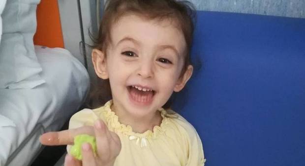 #salviamoElisa, la piccola con una grave leucemia lascia l'isolamento