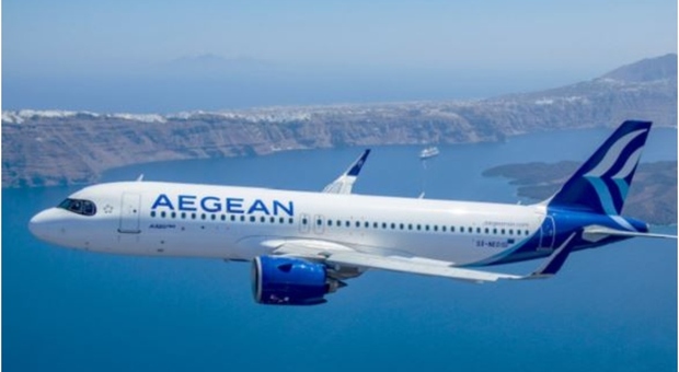 Napoli, atterraggio d'emergenza all'aeroporto di Capodichino per un aereo Aegean: 150 a bordo