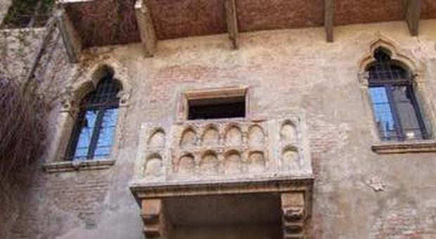 Il balcone della casa di Giulietta (da www.sposamiaverona.it)