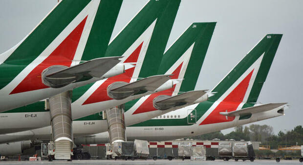 Alitalia, trattativa in salita con la Ue ma il governo prova ad accelerare