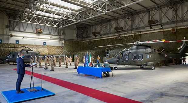 Leonardo consegna il primo elicottero AW169 a Esercito Italiano