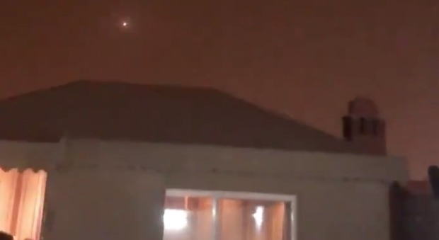 Almeno due missili sono stati abbattuti sopra il cielo di Riyad