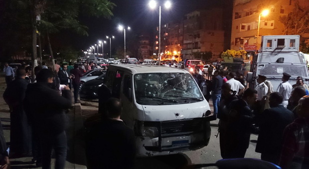 Egitto, commando uccide otto poliziotti. L'attacco rivendicato dall'Isis