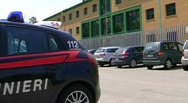 Caggiano, tenta di corrompere i carabinieri per evitare la sanzione Covid: arrestato