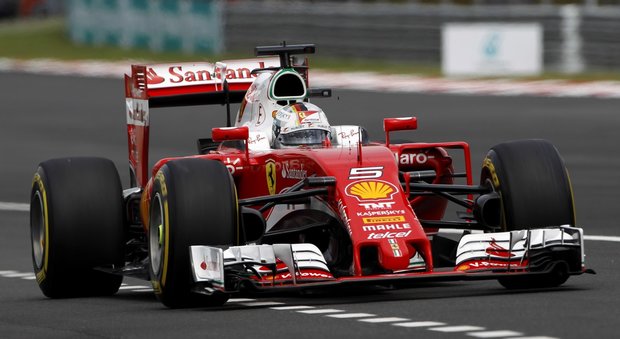 Lewis il più veloce nelle libere in Malesia Quarto Raikkonen, quinto Vettel