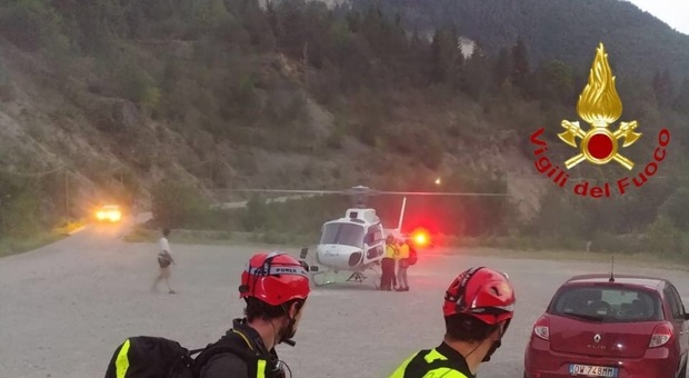 Salvati in parete dall'elicottero due alpinisti di Rovigo rimasti bloccati
