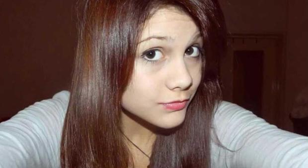 Carolina Picchio, il padre: «Mia figlia uccisa a 14 anni dal social-bullismo, non accada più»