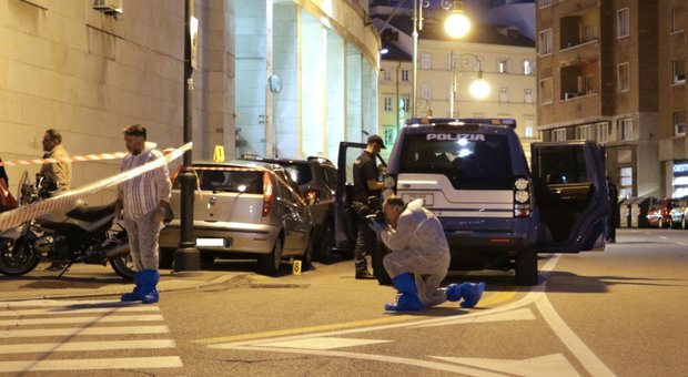 Trieste, il Gip conferma l'arresto per l'assassino: ha esaurito il caricatore. Sparati 16 colpi