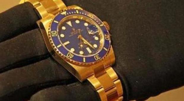 Maxi colpo a casa del commerciante: via Rolex e la collezione di orologi