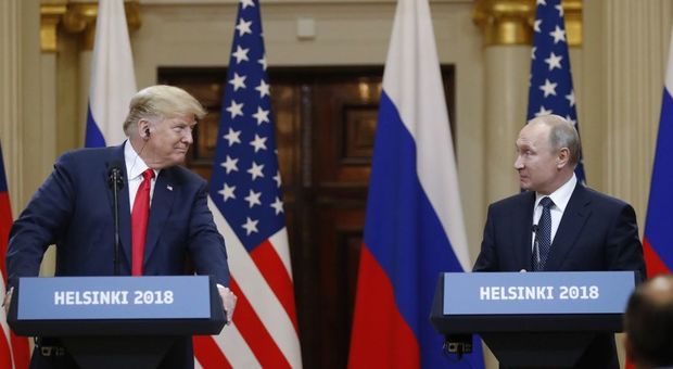 Trump-Putin, 2 ore di faccia a faccia: «Basta clima da Guerra Fredda, la situazione è cambiata»