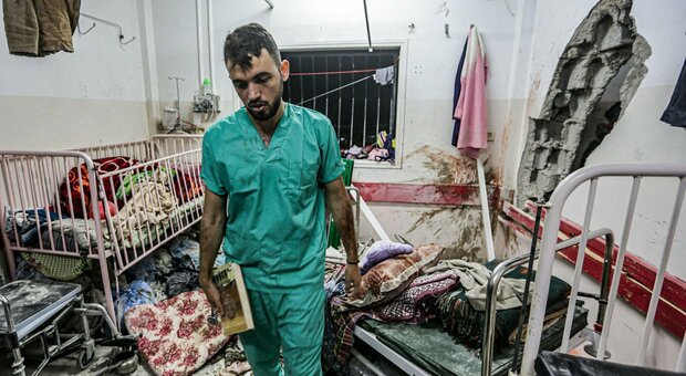 Khan Yunis, raid nell’ospedale a sud di Gaza. «Niente ostaggi». Netanyahu: «Due stati? Non è tempo di regali»