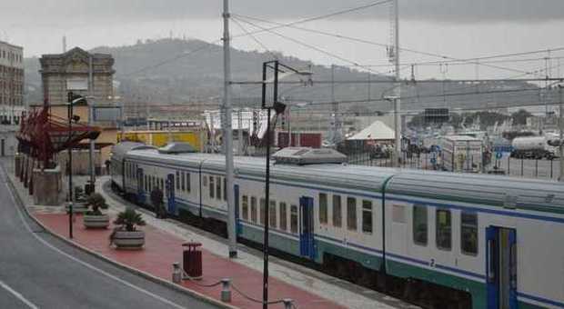 La stazione marittima nel porto di Ancona