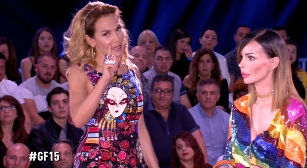 Nina Moric contro Malgioglio: «Non mi deve aiutare nessuno e del bacio di Luigi non me ne frega niente»