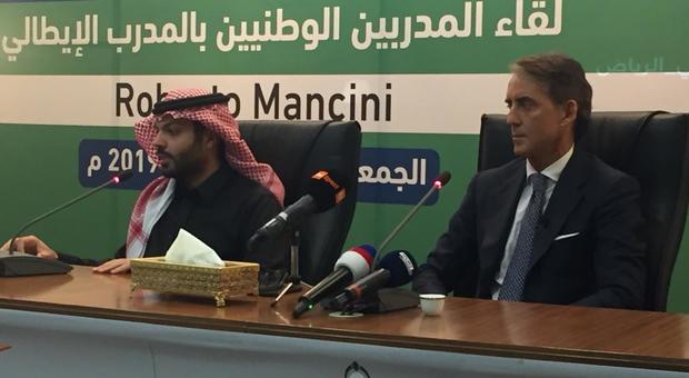 Supercoppa, il ct Roberto Mancini incontra a Riyad gli allenatori arabi
