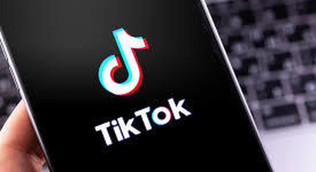 TikTok, allerta 'child grooming': tutti i rischi per i giovanissimi utenti