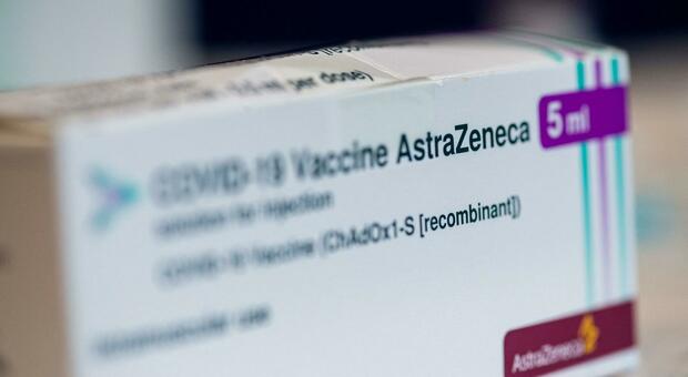 Covid, l'Italia blocca l'esportazione di 250mila dosi di vaccino Astrazeneca verso l'Australia: «Ce n'è più bisogno in Ue»