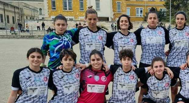 Sfida tra Foggia e Nitor Brindisi: partita di calcio femminile non autorizzata, il custode entra in campo e sospende il match