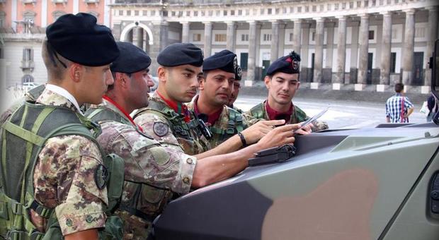 Coronavirus in Campania, De Luca chiama Conte: «Sì all'Esercito per evitare assembramenti»