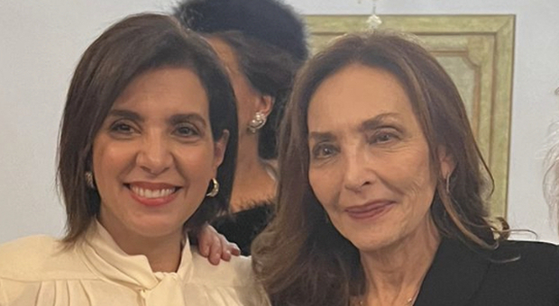 l'ambasciatrice di Colombia Ligia Margarita Quessep Bitar e l'attrice Maria Rosaria Omaggio