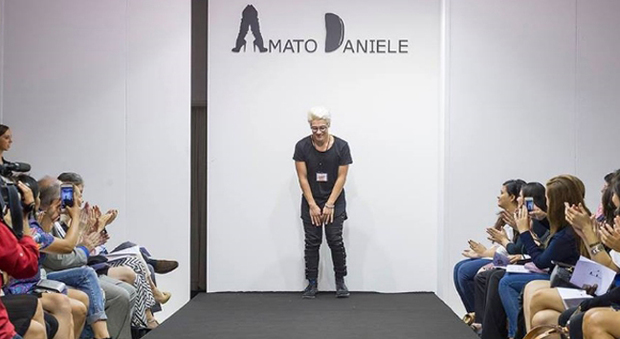 Daniele Amato torna ad AltaRoma con una collezione che unisce artigianato e creatività