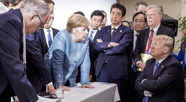 Merkel: bacchetta Conte sulla Russia. G7, tutti contro Trump