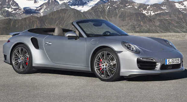 La nuova generazione di Porsche 911 Turbo Cabrio