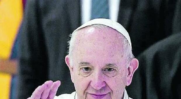 Coppie gay, svolta del Papa: «Omosessuali figli di Dio hanno diritto alla famiglia» `