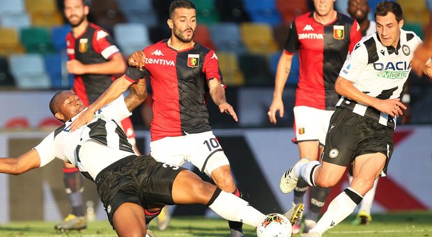 Pinamonti all'ultimo secondo salva il Genoa a Udine: 2-2
