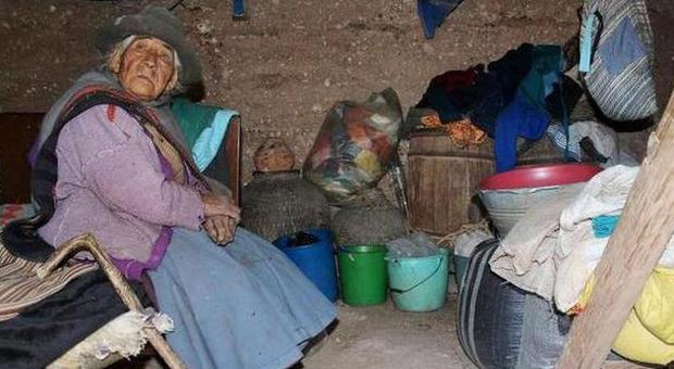 Perù, compie 118 anni e solo ora ​può incassare la sua prima pensione