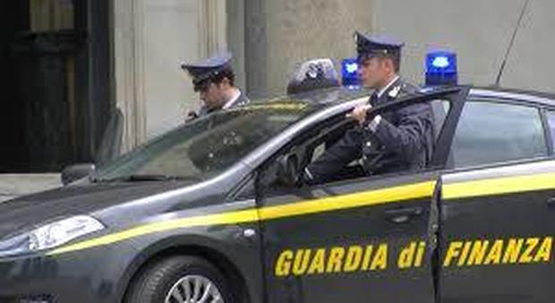 Gasolio di contrabbando dalla Polonia Due arresti in flagranza a Roma